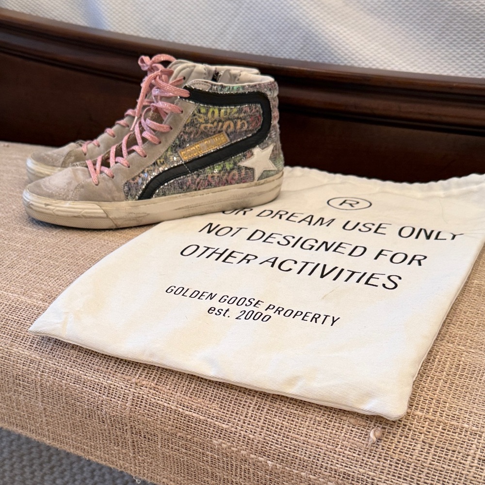 Golden Goose Sequin Sneakers with Pink Laces - Picture 7 of 7